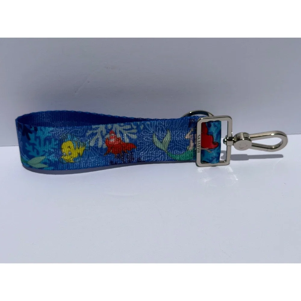 Harveys Seatbelt The Little Mermaid Ariel & Flounder Click N Go CNG Keychain - Picture 1 of 14